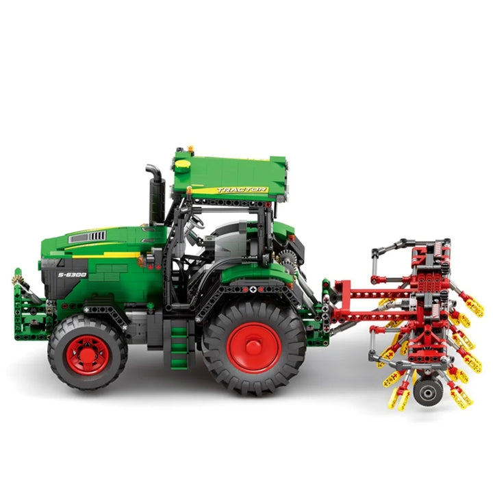 Reobrix ZZ22015 The John Deere 6130 R