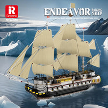 Reobrix ZZ66048 The Endeavour Sailing Ship